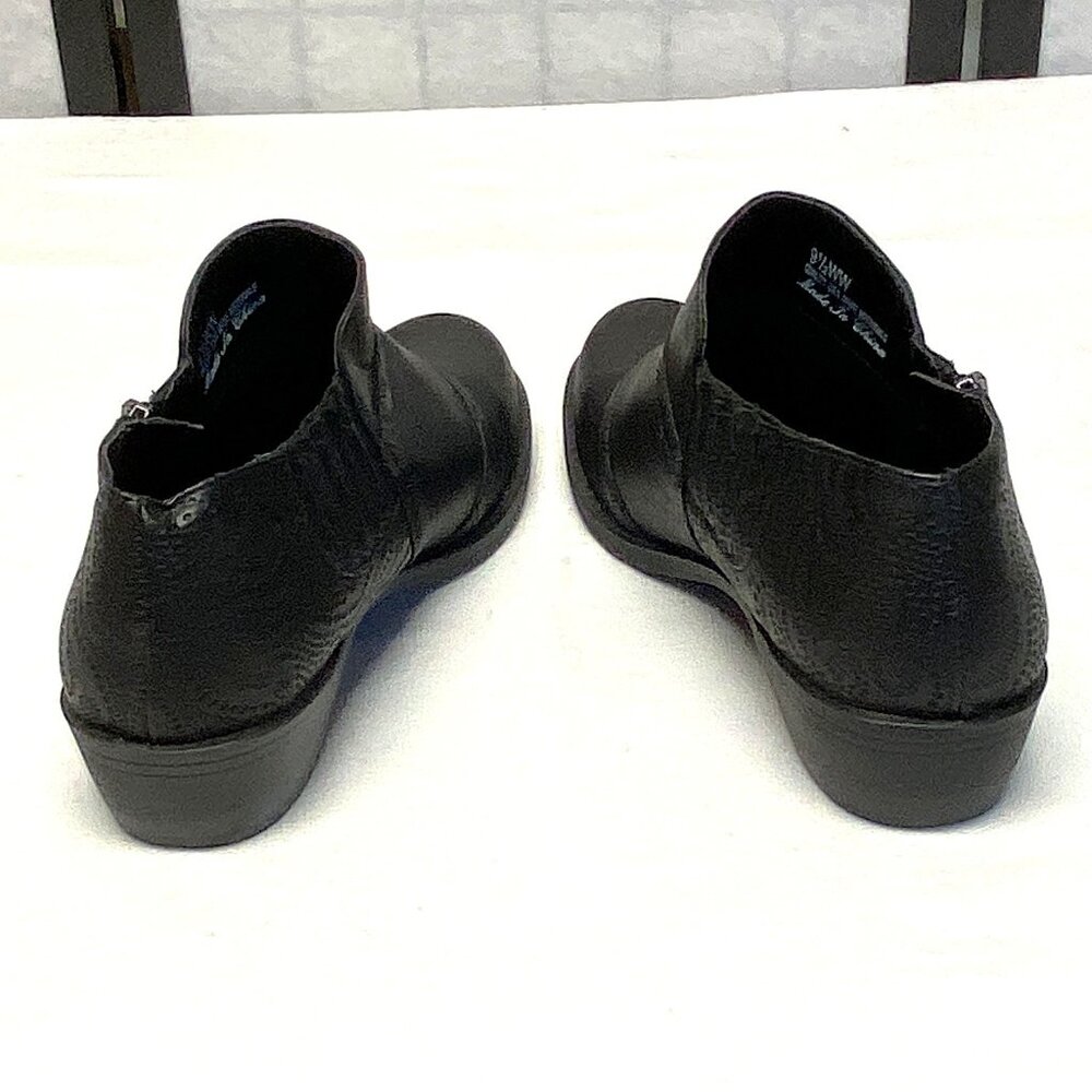 Easy Street Comfort Wave Black Cutout Low Block Heel Booties 9.5WW Faux Leather - Picture 7 of 13